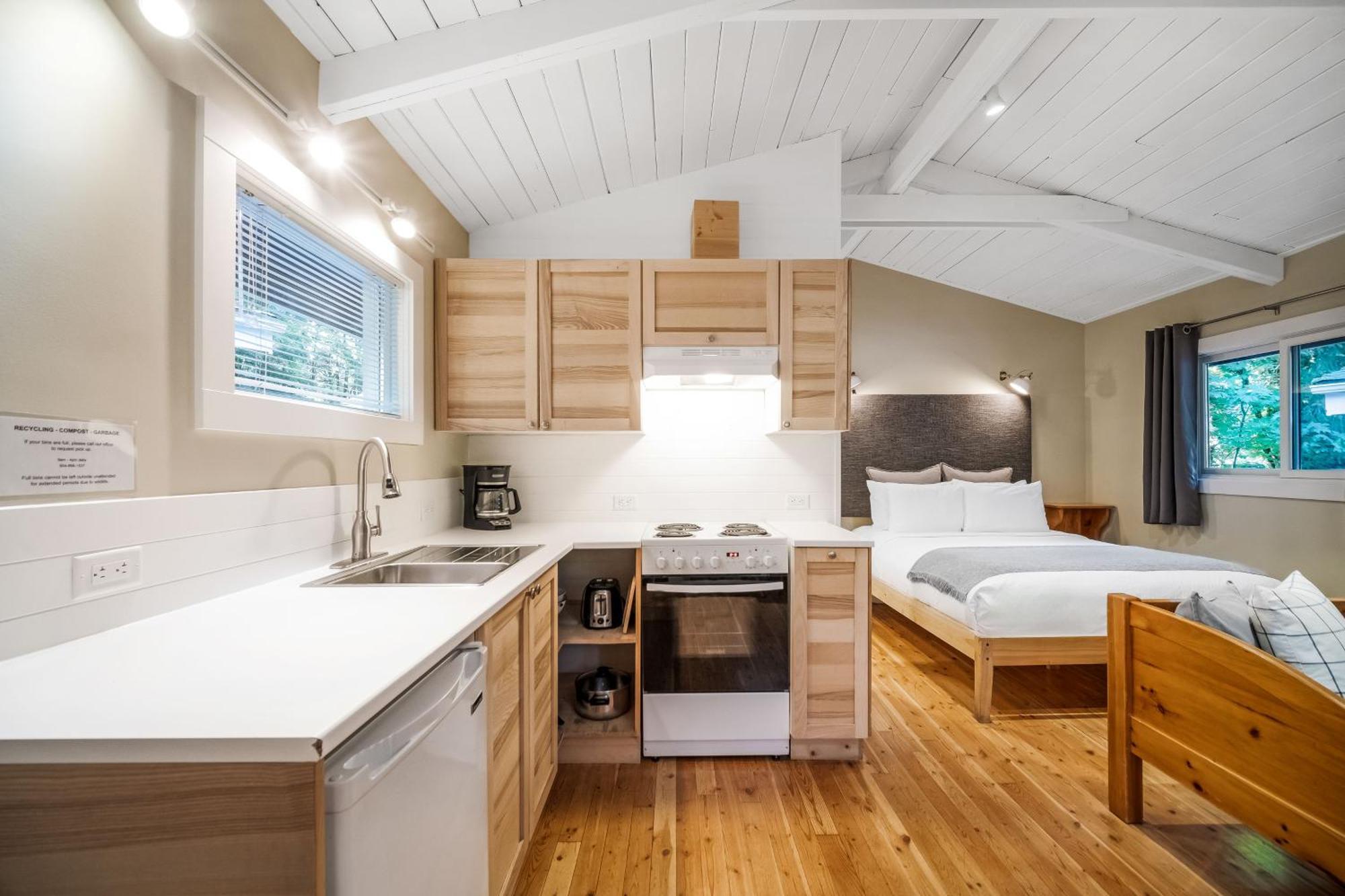 Sunwolf Riverside Cabins Brackendale Exterior foto