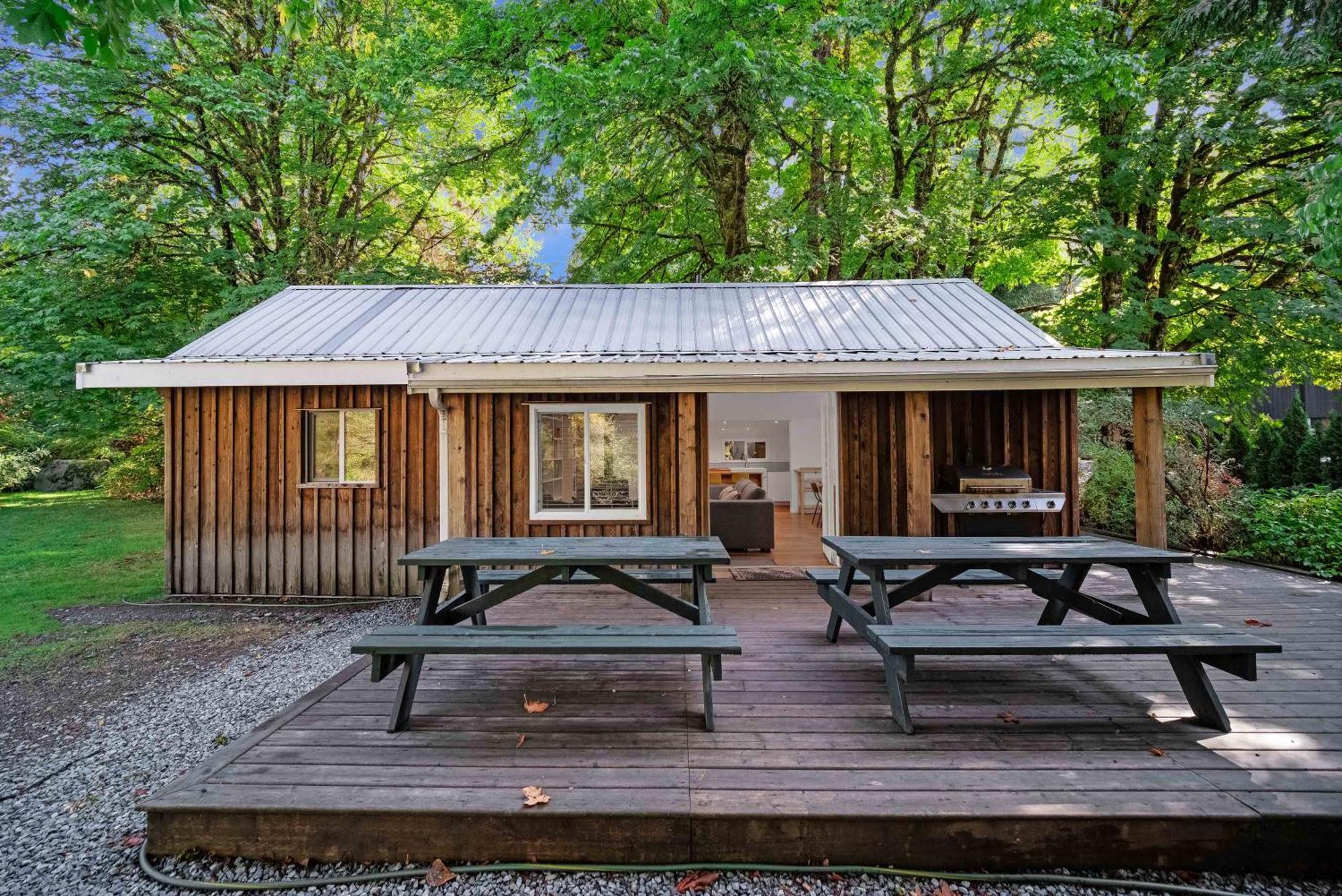 Sunwolf Riverside Cabins Brackendale Exterior foto